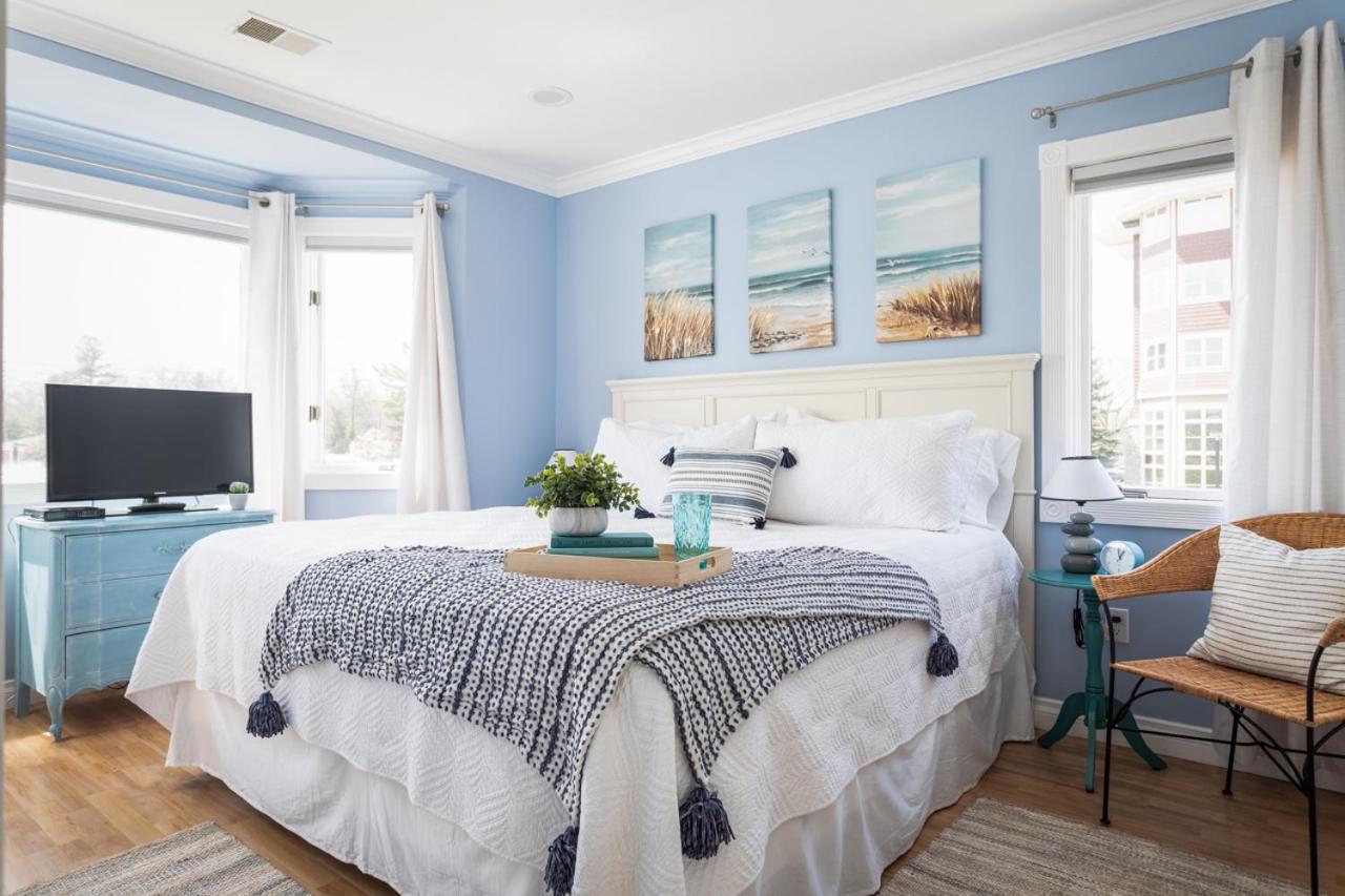 New Listing Beach Bliss 211! Stunning Bay View Traverse City Kültér fotó