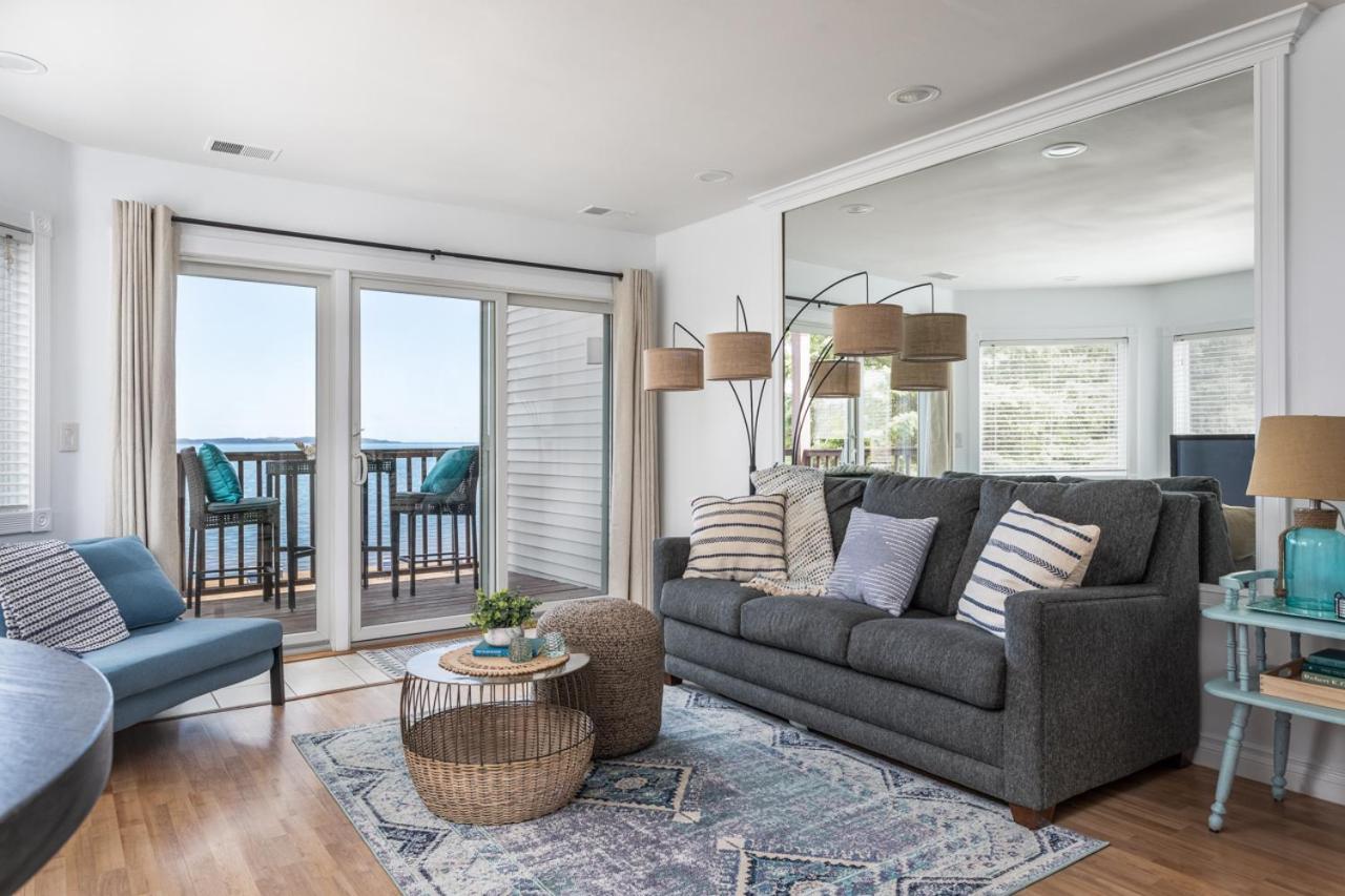 New Listing Beach Bliss 211! Stunning Bay View Traverse City Kültér fotó