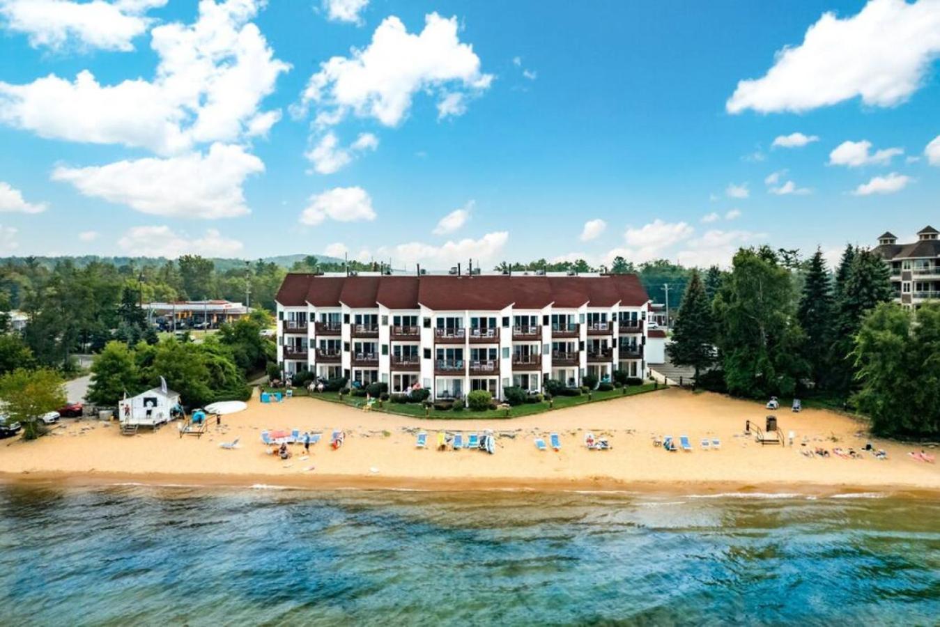 New Listing Beach Bliss 211! Stunning Bay View Traverse City Kültér fotó